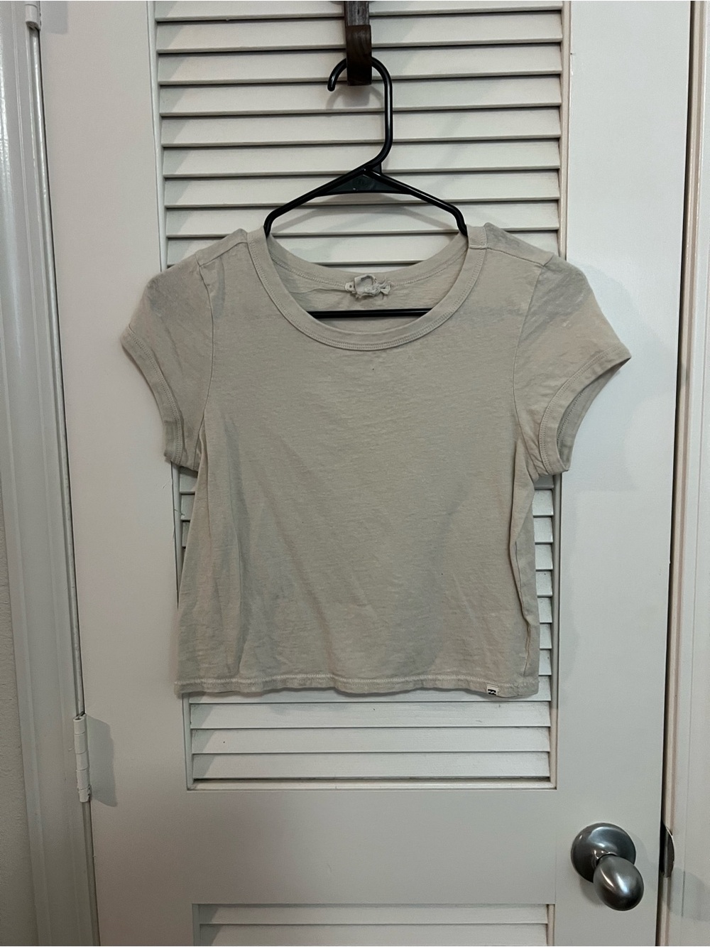 Billabong Light Gray Short Sleeve Crop Tee